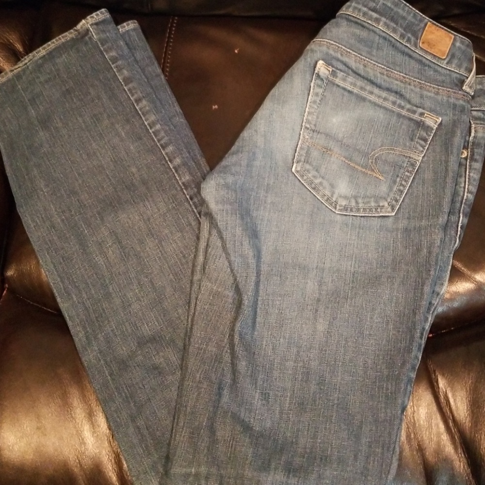 American Eagle Straight Leg Jeans